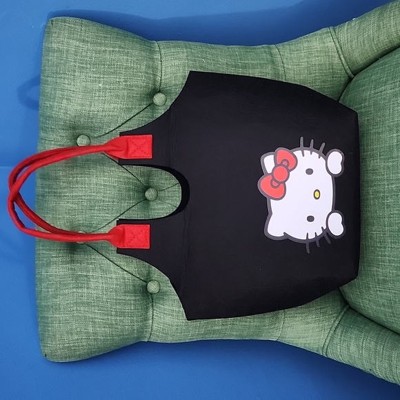 Hello Kitty Felt Tote Bag - Picture 2 of 5